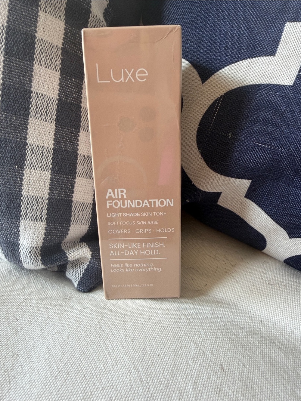 NWT. Luxe Airbrush foundation. In original packaging